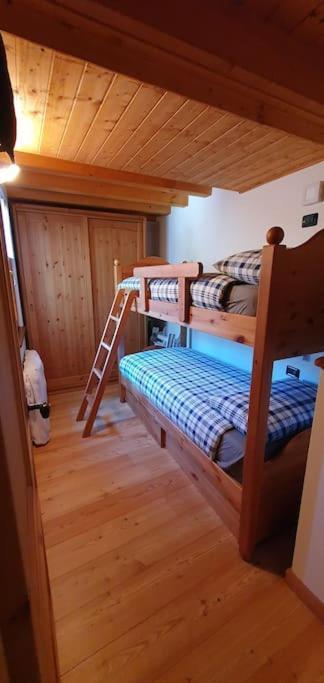Residenza Sofia - Ponte Di Legno Fraz. Pezzo Villa Exteriör bild